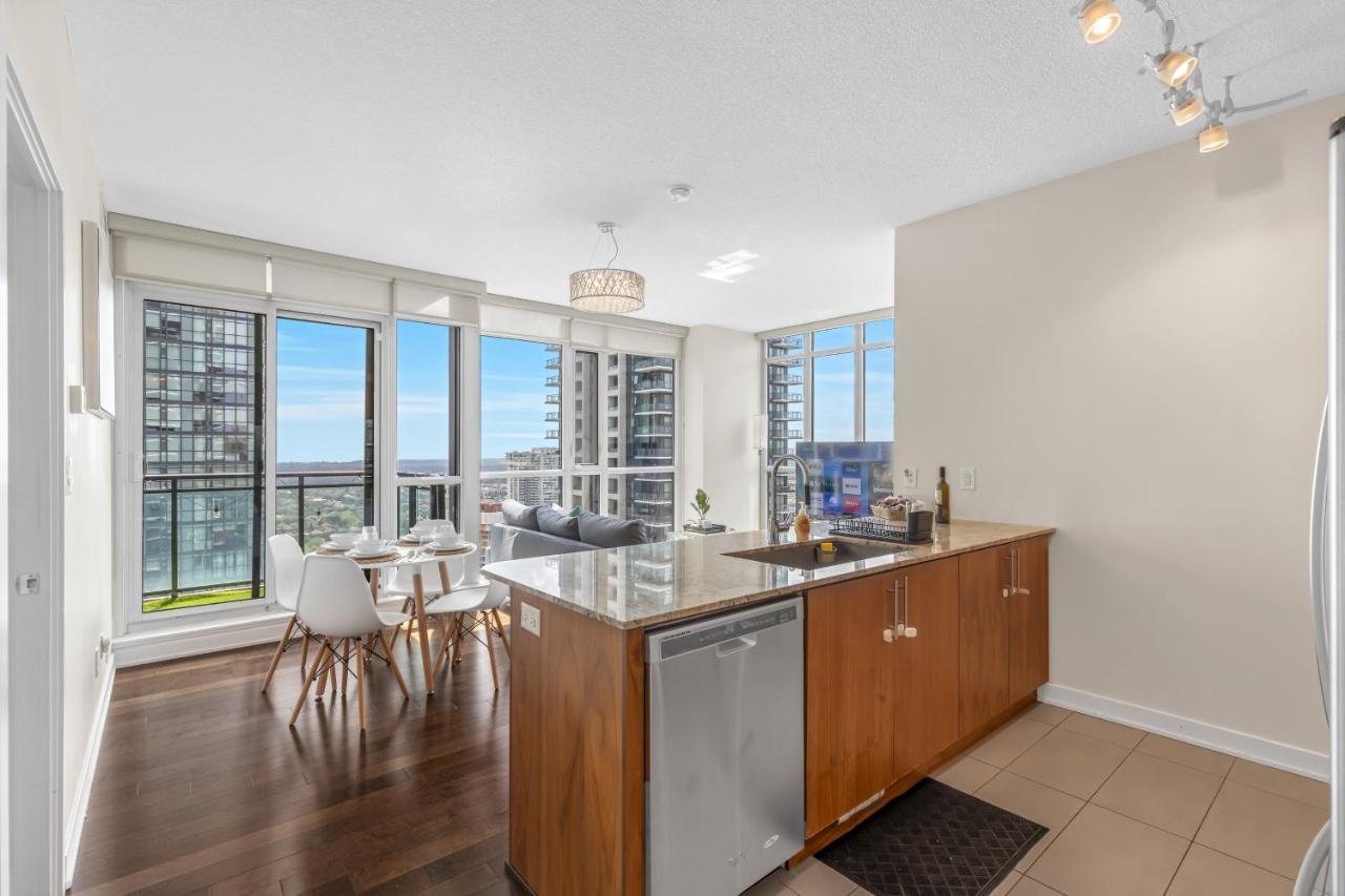 Ultra Luxurious 2.5 Bedroom 2 Full Bathroom 1 Parking Condo Near Sq1 Striking Views Μισισάουγκα Εξωτερικό φωτογραφία