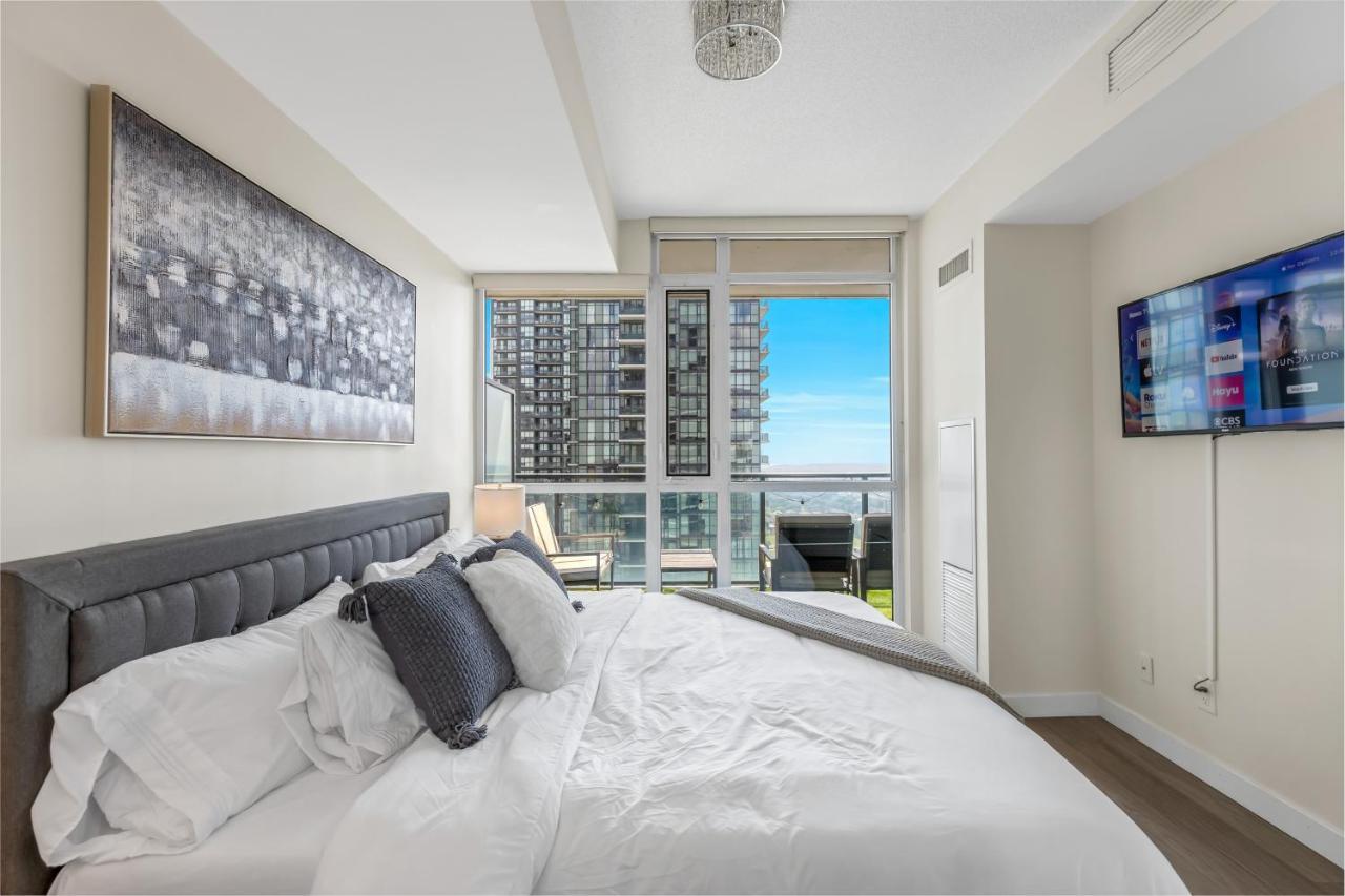 Ultra Luxurious 2.5 Bedroom 2 Full Bathroom 1 Parking Condo Near Sq1 Striking Views Μισισάουγκα Εξωτερικό φωτογραφία
