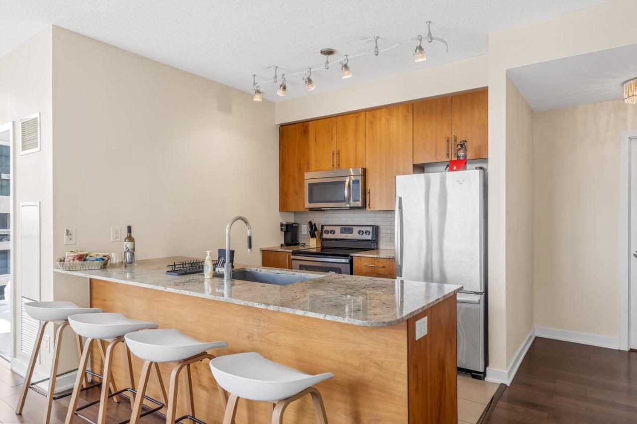 Ultra Luxurious 2.5 Bedroom 2 Full Bathroom 1 Parking Condo Near Sq1 Striking Views Μισισάουγκα Εξωτερικό φωτογραφία